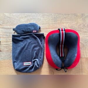 Hunter Red and Gray Travel Pillow Set